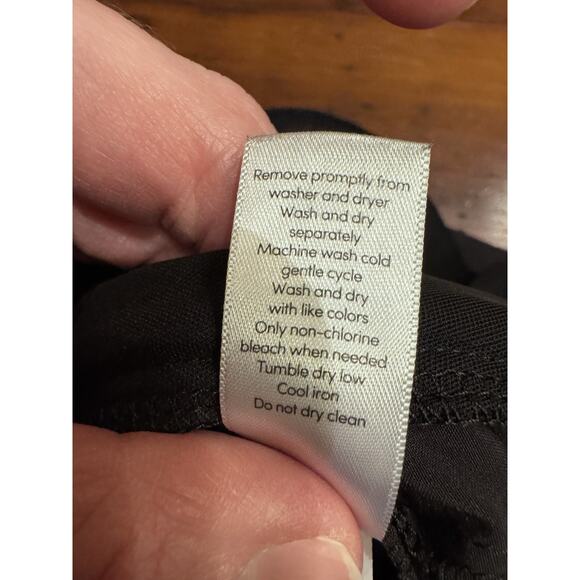 Athleta Women's Active Skort Skirt Stretch Black Size 14 Tall Pockets Pull On - Picture 11 of 11